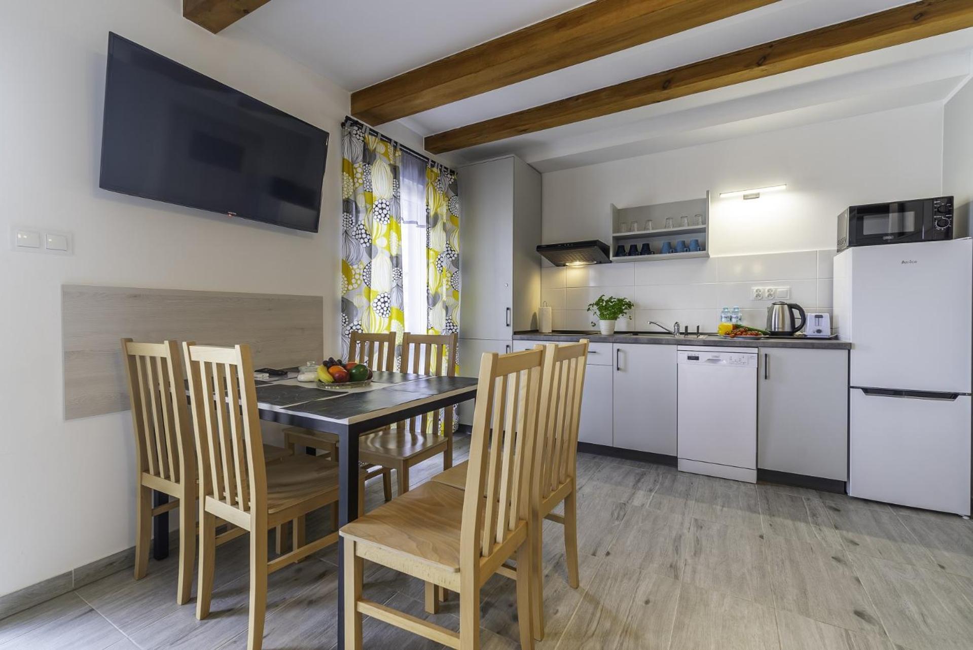 Frajda Domki - Apartamenty 6-Osobowe - Salon I Dwie Sypialnie Oraz Studia 4-Osobowe - Pokoj Z Aneksem Kuchennym Rewal Extérieur photo