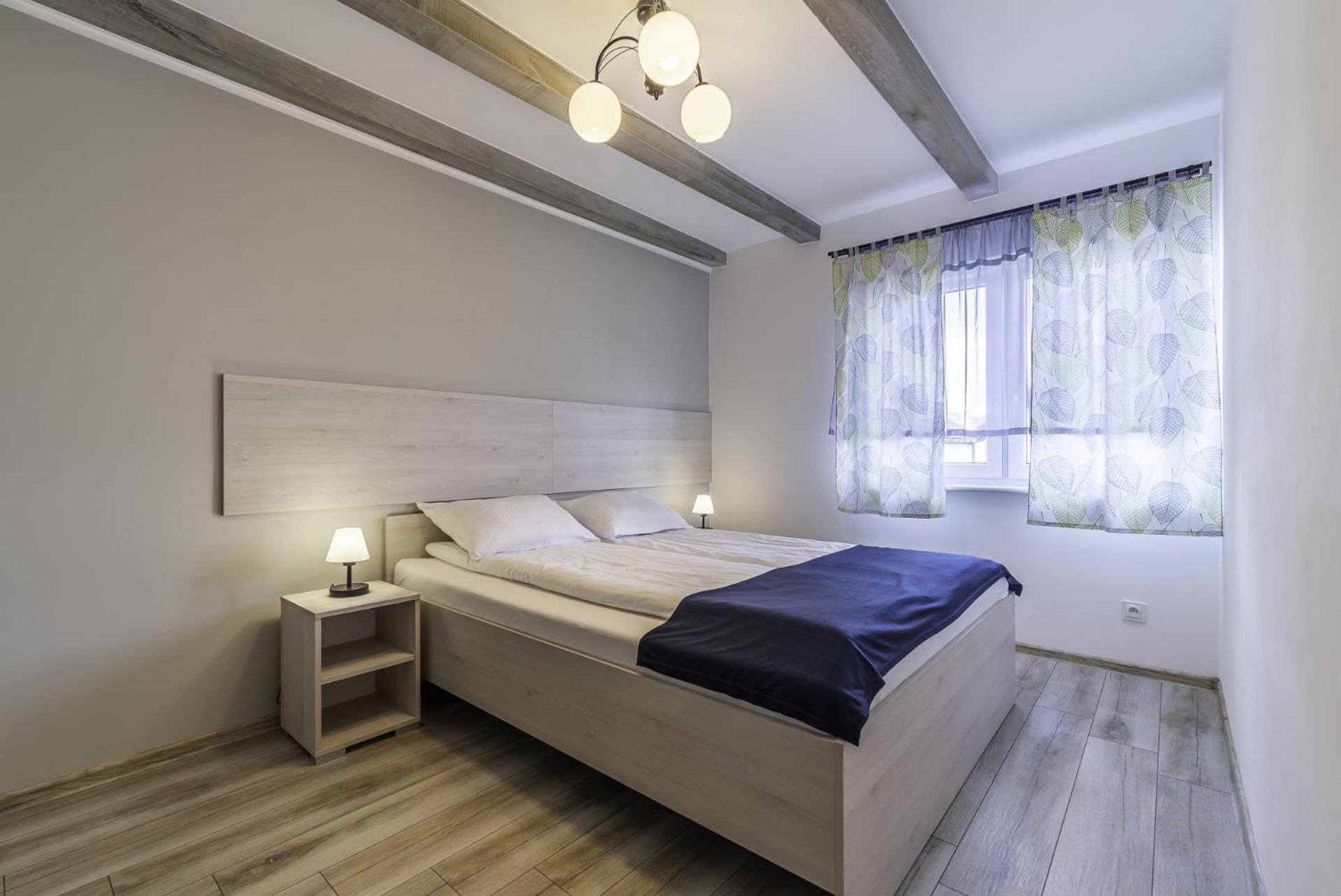 Frajda Domki - Apartamenty 6-Osobowe - Salon I Dwie Sypialnie Oraz Studia 4-Osobowe - Pokoj Z Aneksem Kuchennym Rewal Extérieur photo
